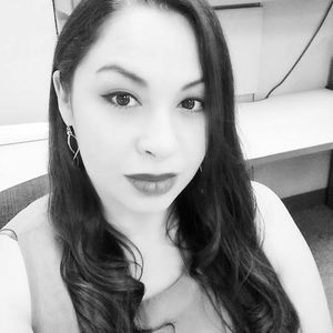 Meet your Posher, Idalisa